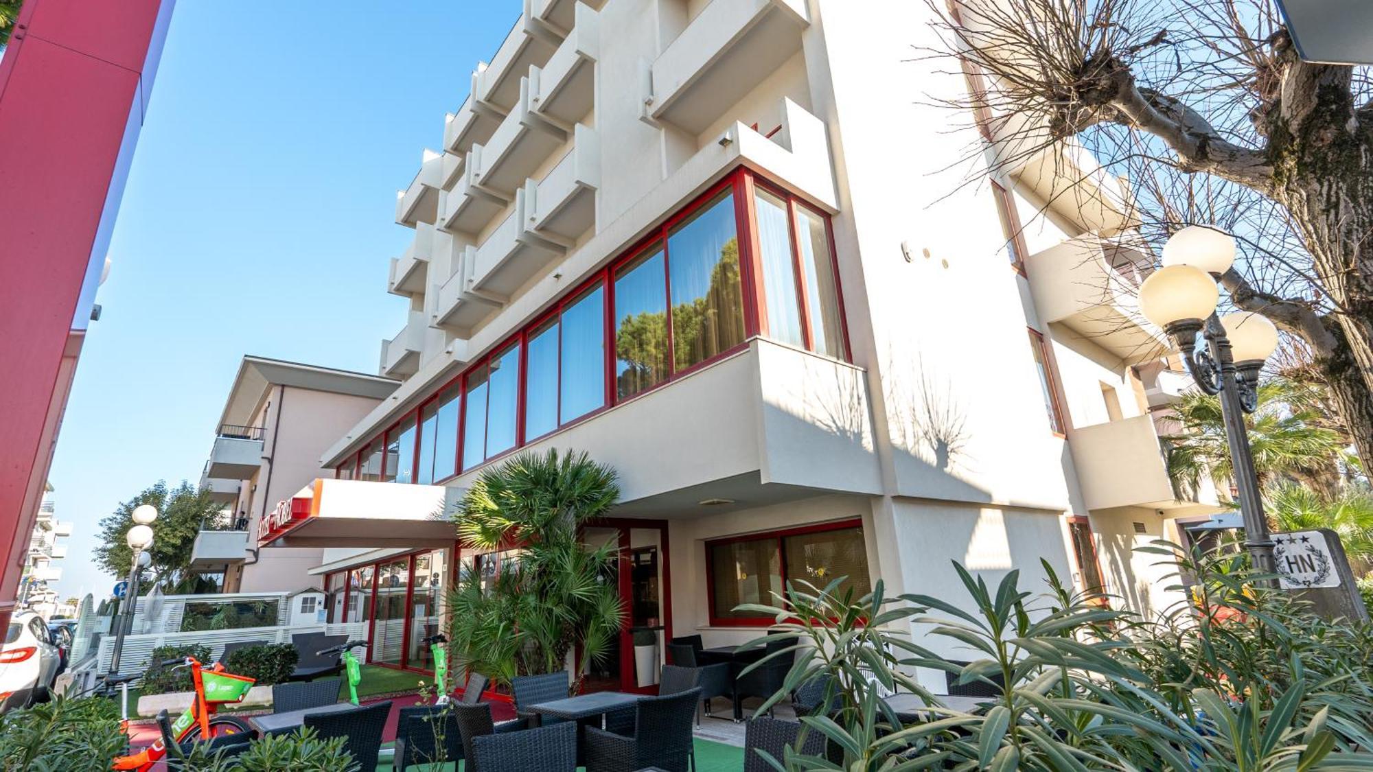 Hotel Nobel Rimini Esterno foto